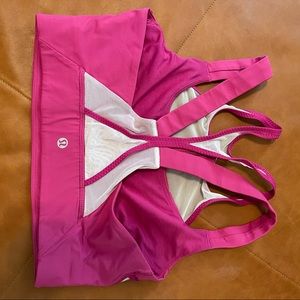 Lululemon sports bra